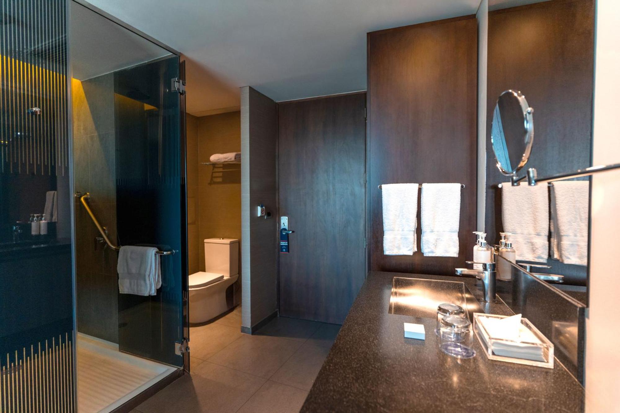 Doubletree By Hilton Santiago Kennedy, Chile, Santiago